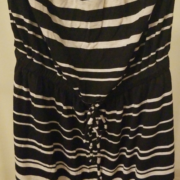 Dress - Picture 4 of 8